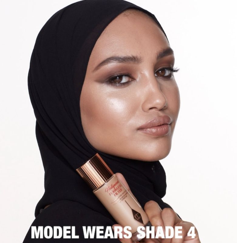 Charlotte Tilbury - Mini Hollywood Flawless Filter | 4 Medium - Olive for medium skin tones