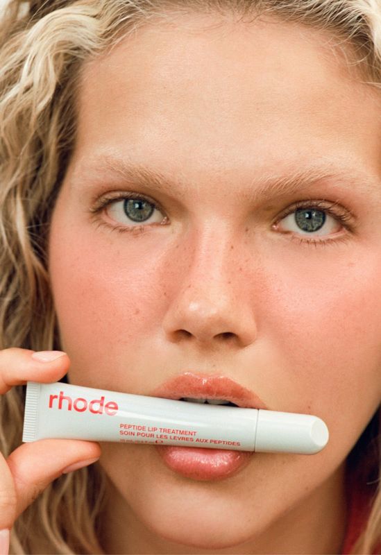 RHODE - Peptide Lip Treatment | Strawberry Glaze