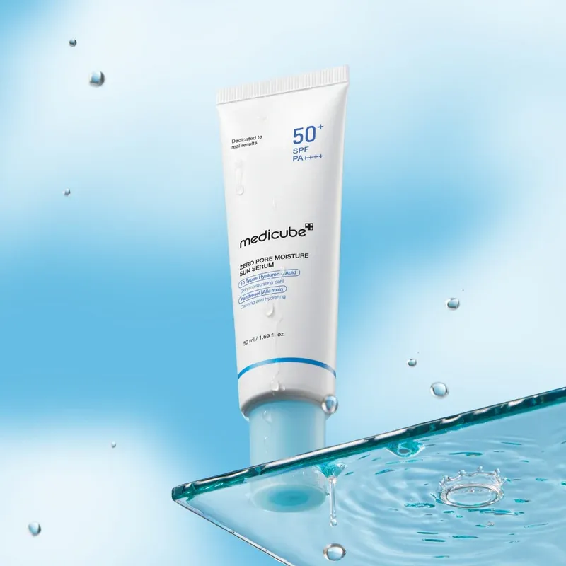 MEDICUBE - Zero Pore Hydrating Sun Serum