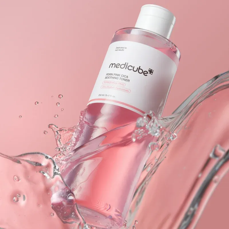 MEDICUBE - PDRN Pink Cica Soothing Toner | 250 mL