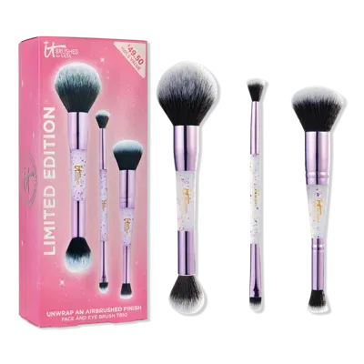 IT COSMETICS -  Airbrush Limited Edition Dual-ended Face &amp; Eye Brush Trio