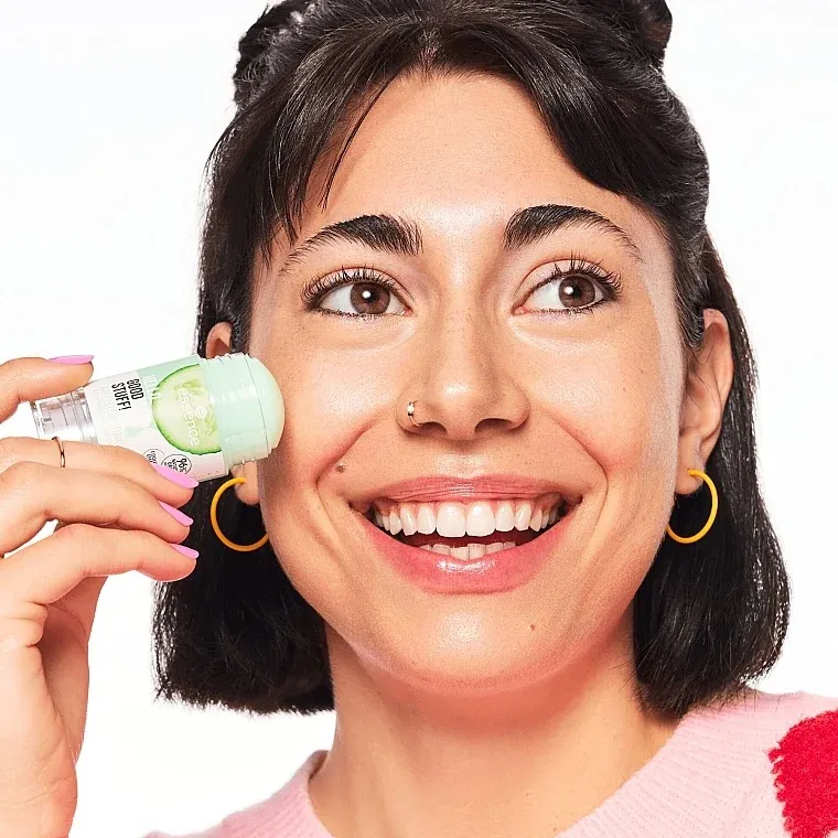 ESSENCE - Hello, Good Stuff! - 48H Hydrating Serum Stick