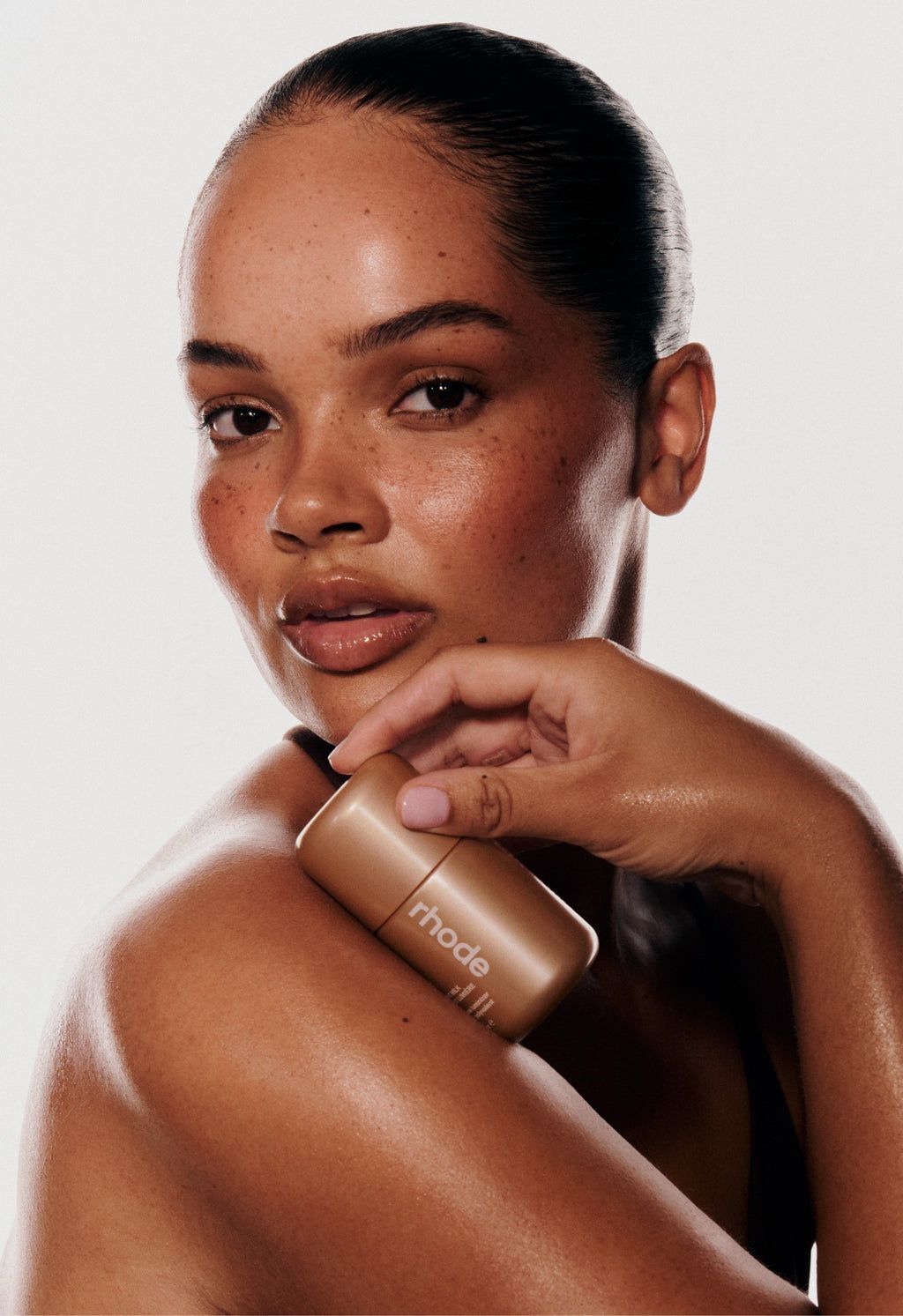 RHODE - Highlight Milk Multipurpose Luminizer | 03 - pearly warm bronze