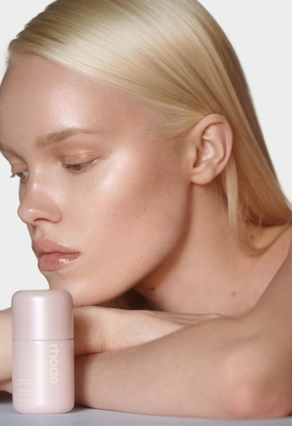 RHODE - Highlight Milk Multipurpose Luminizer | 01 - pearly pink