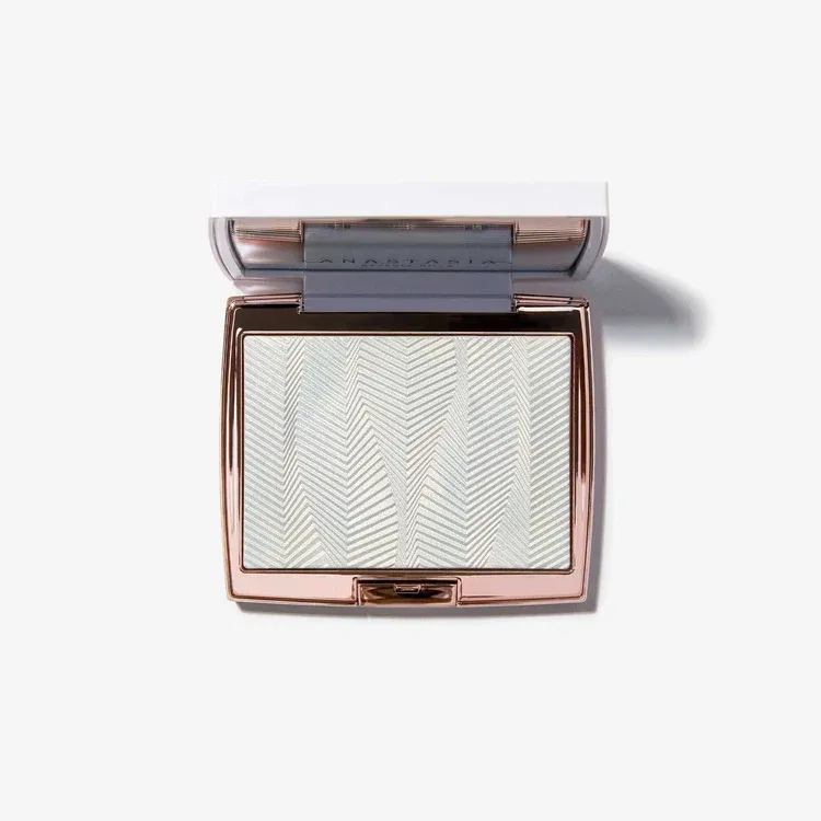 Anastasia Beverly Hills – Iced Out Highlighter