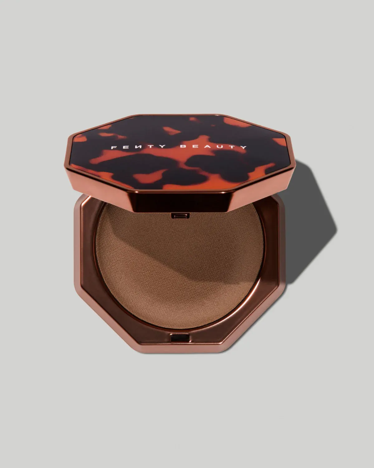 Fenty Beauty - Sun Stalk’r Soufflé Pressed Mousse Cream Bronzer | Brown Butt’r