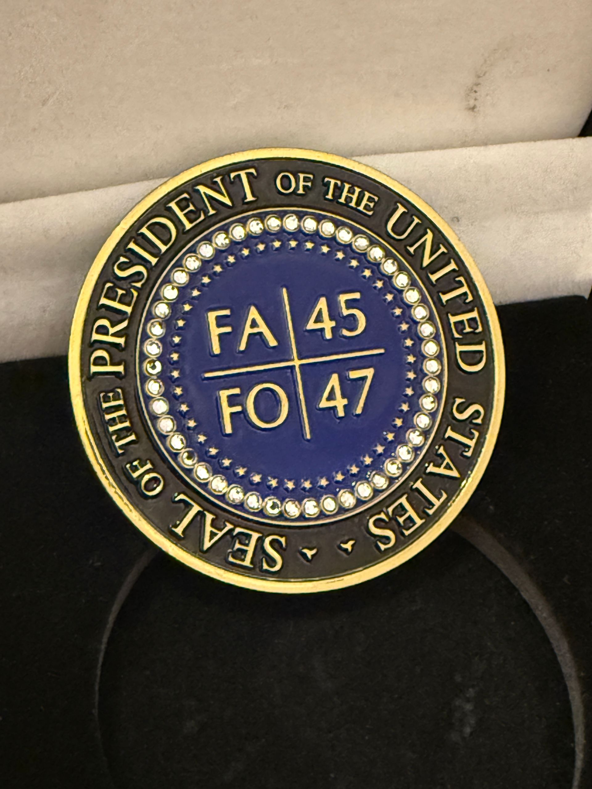 Commemorative Trump Challenge Coin