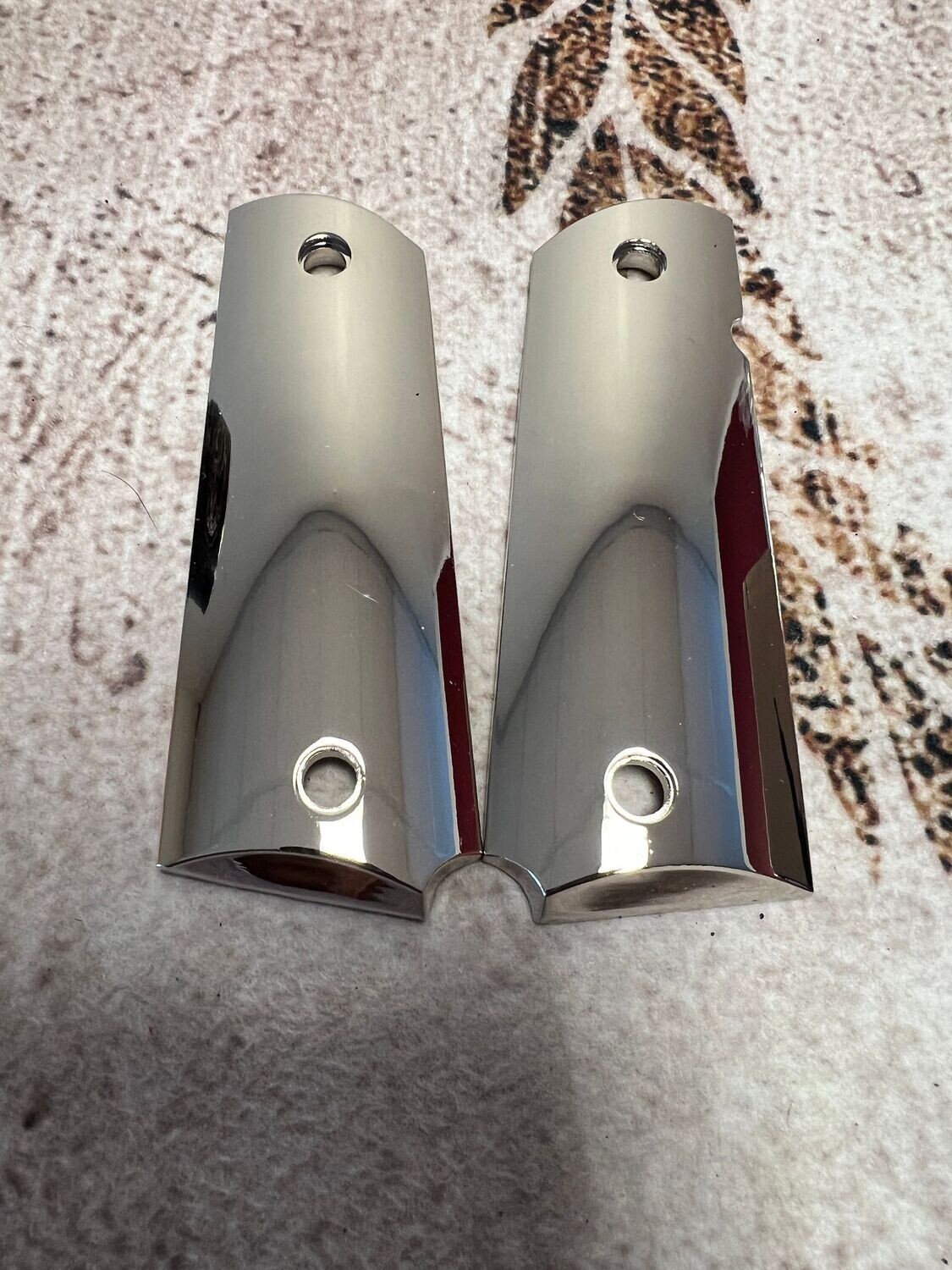 1911 GRIPS (FULL SIZE) (High Polished) 1911 GRIPS (FULL SIZE) (High Polished)