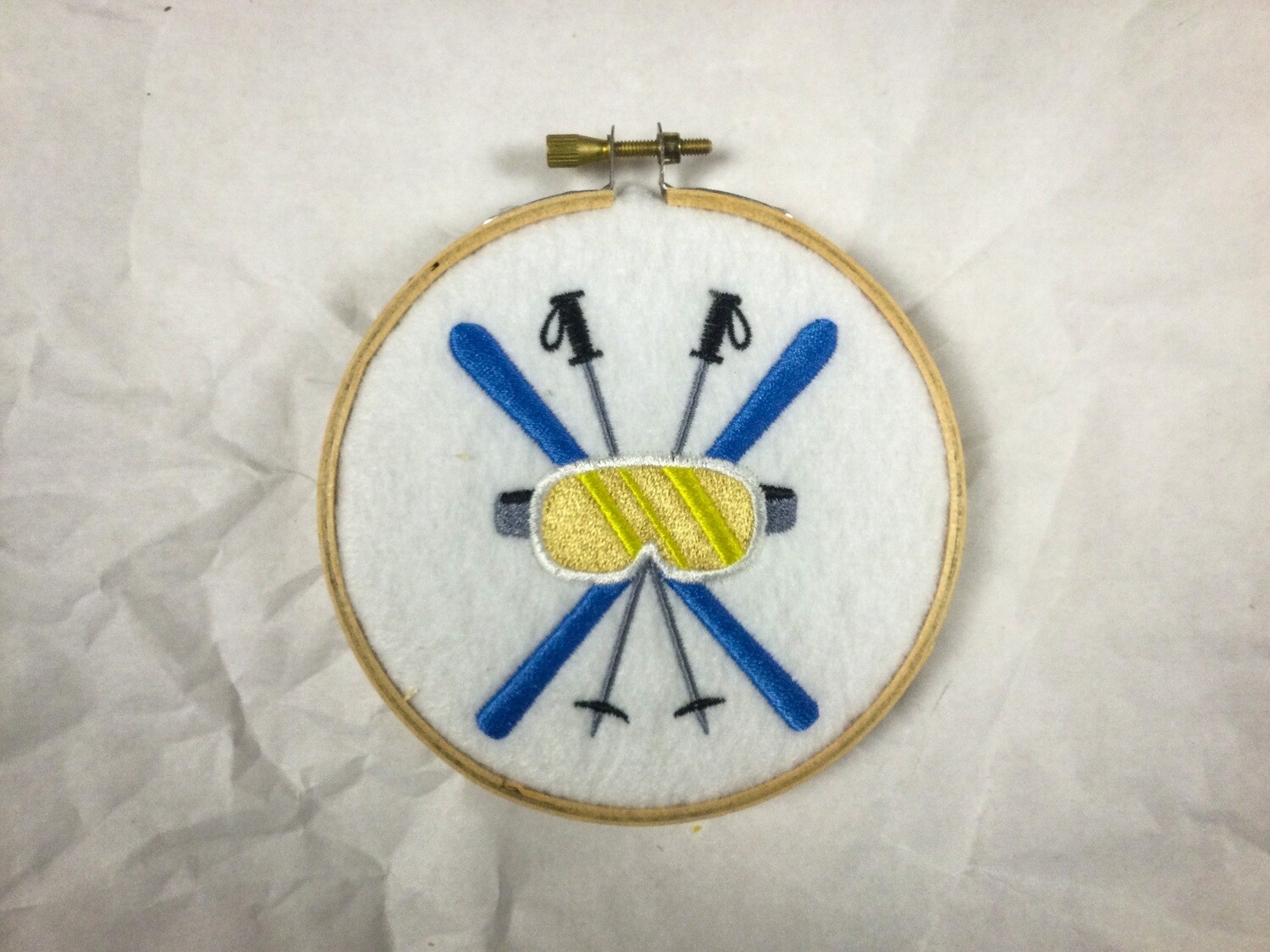 Embroidered 4&quot; Hoop Wall Art