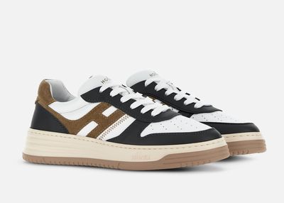 Sneakers Hogan H630
Blanc Bleu Marron