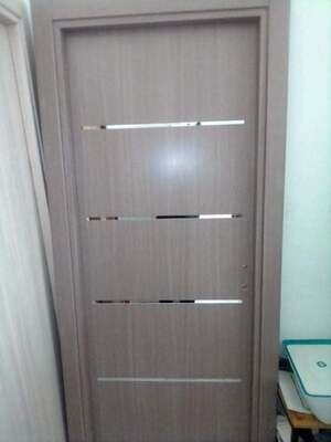PORTE. Intérieur PVC + Aluminium