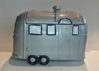 Fitz & Floyd Omnibus American Roadside Airstream Camper Cookie Jar