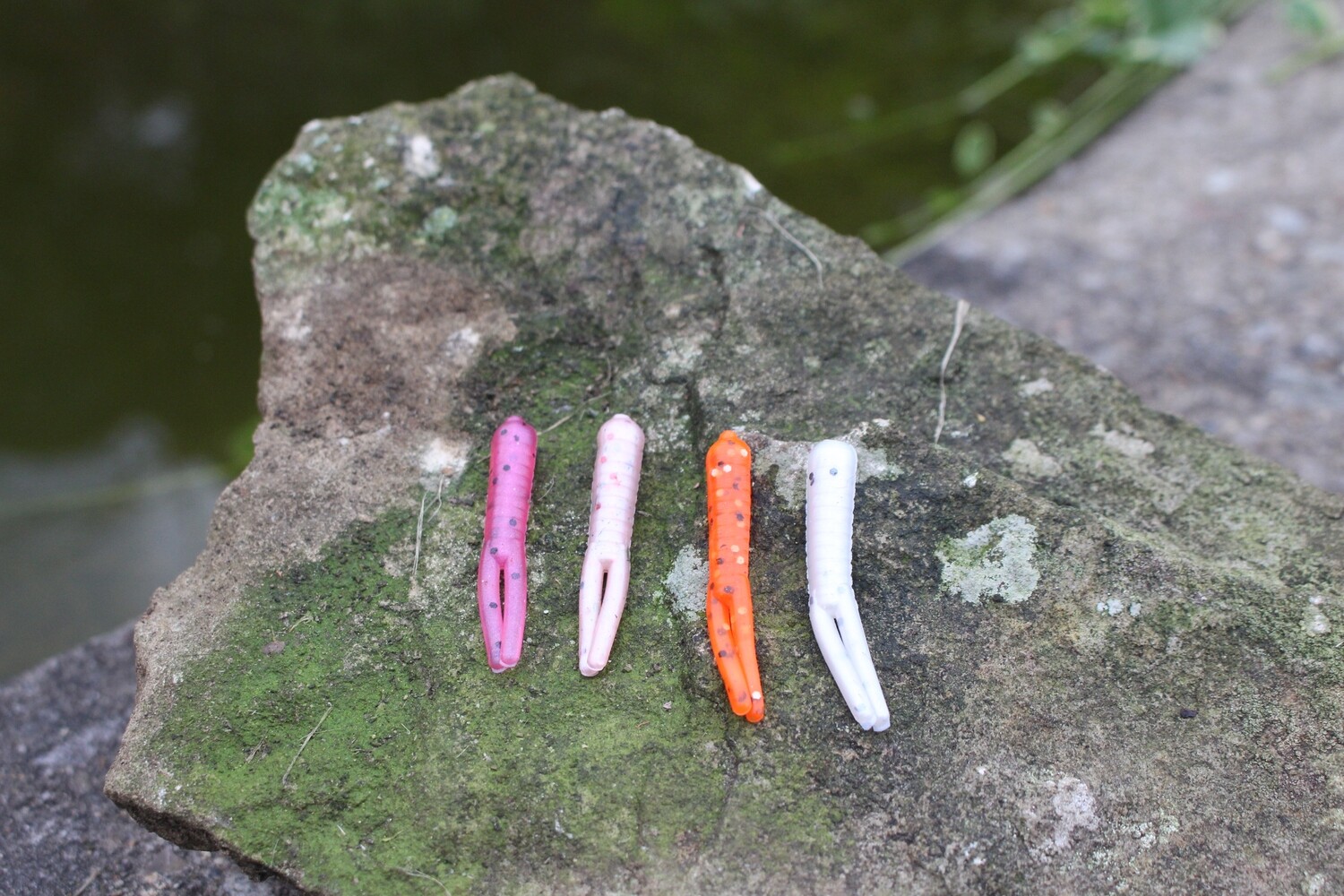 (Custom) 1.75&quot; Grub Tails (15 Per Pack)