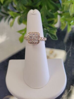 14kt Rose Gold Diamond Cluster Halo Ring Size 5 1/4