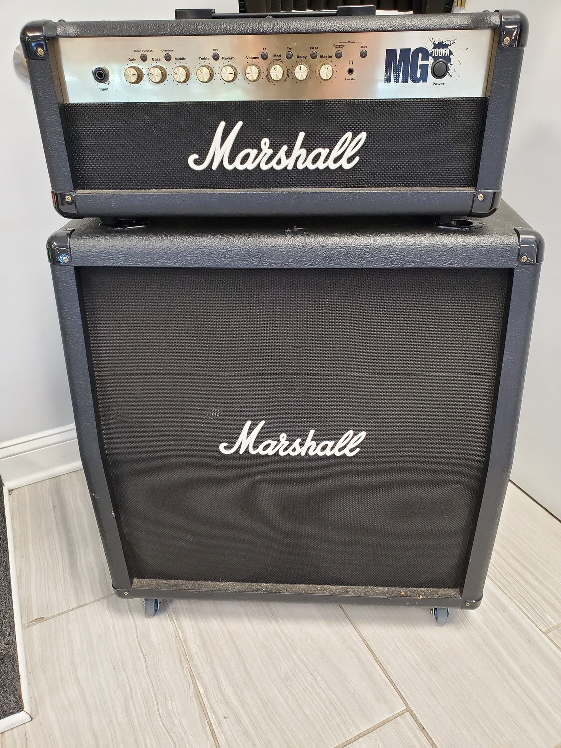 Marshall Amp & Cabinet Set MG 100FX