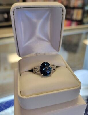 14kt White Gold Turquoise Blue Stone Diamond Ring Size 7
