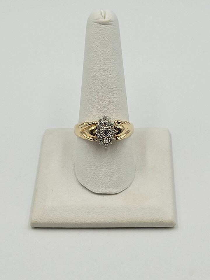 14kt Yellow Gold Ladies Diamond Cluster Ring Size 9 1/2