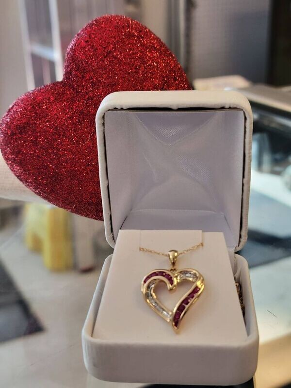 14kt Yellow Gold Diamond & Red Stone Heart Pendant