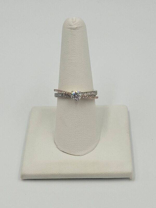 18kt Rose & White Gold 39pt Diamond Ring Size 7 1/4