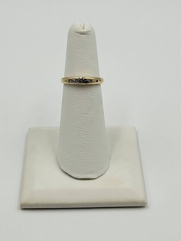 14kt Yellow Gold Small Band w/ Diamonds Size 5