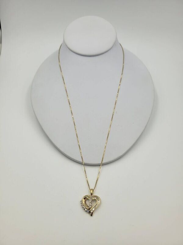 14kt Yellow Gold 21.5" Heart Necklace w/ Round & Baguette Diamonds