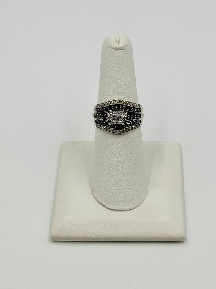10/14KT White Gold 3 Pc Black & White Diamond Wedding Ring Set Size 6 1/2