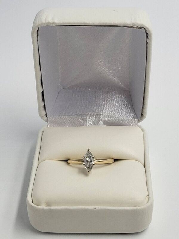 14kt Yellow Gold 50pt Marquise Diamond Solitaire Ring Size 6