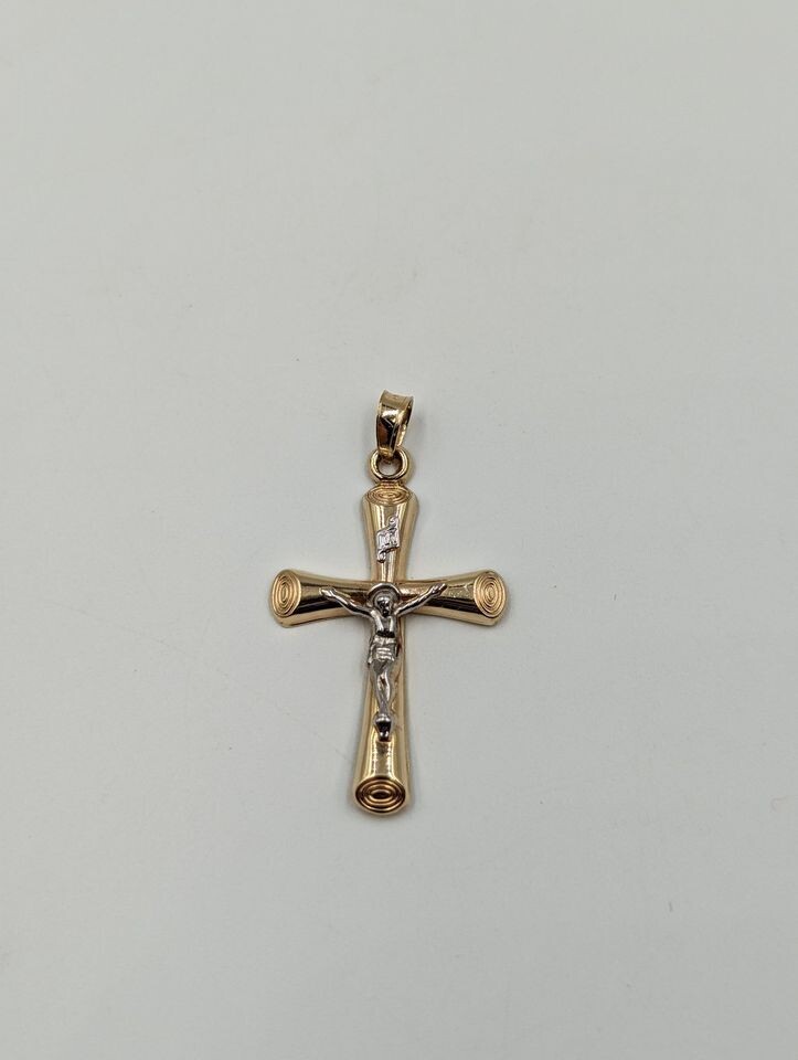 14kt Yellow & White Gold Small Crucifix Pendant