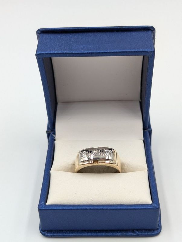 14kt Yellow & White Gold Men's 3 Diamond Ring Size 9 1/4