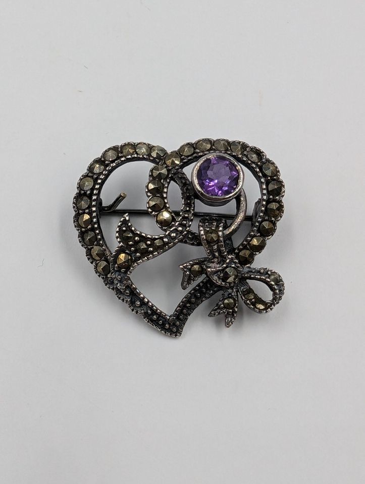 Sterling Silver Heart & Ribbon Marcasite Brooch w/ Purple Stone