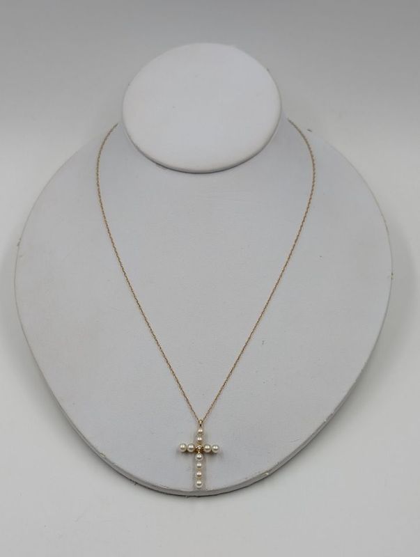 14kt Yellow Gold 18" Necklace w/ Pearl & Diamond Cross Pendant