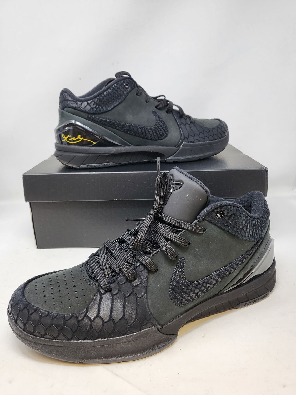 Nike Kobe 4 Protro Gift of Mamba Men's Size 11 Sneakers Sneakers