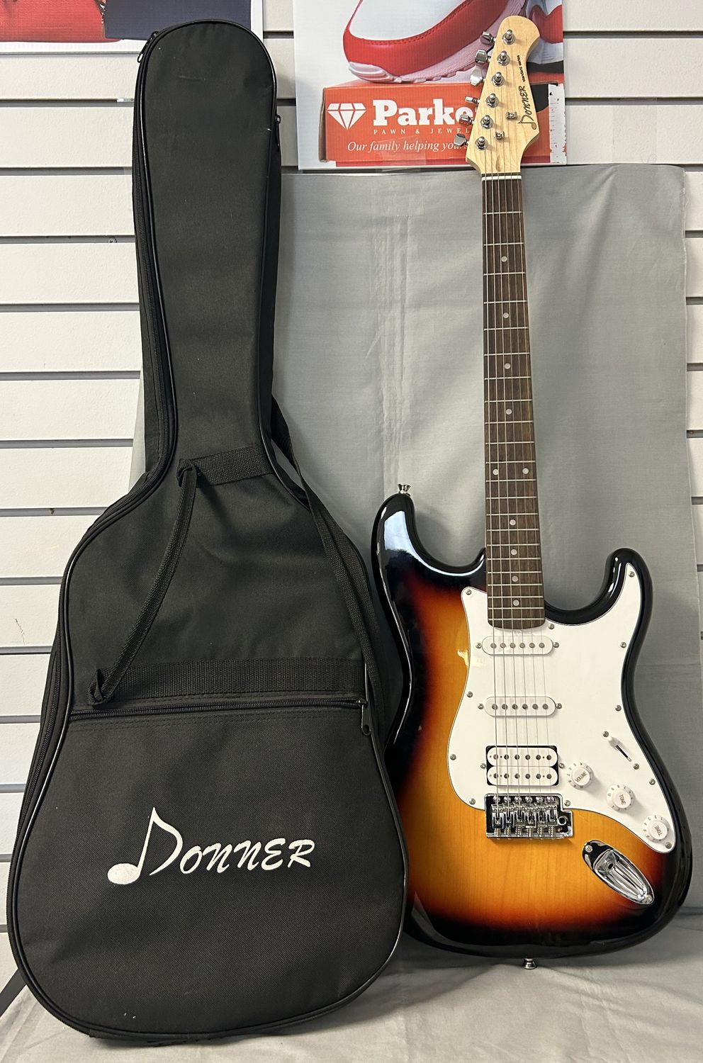 Donner Electric Guitars Standard Series Guitar w/ Soft Case