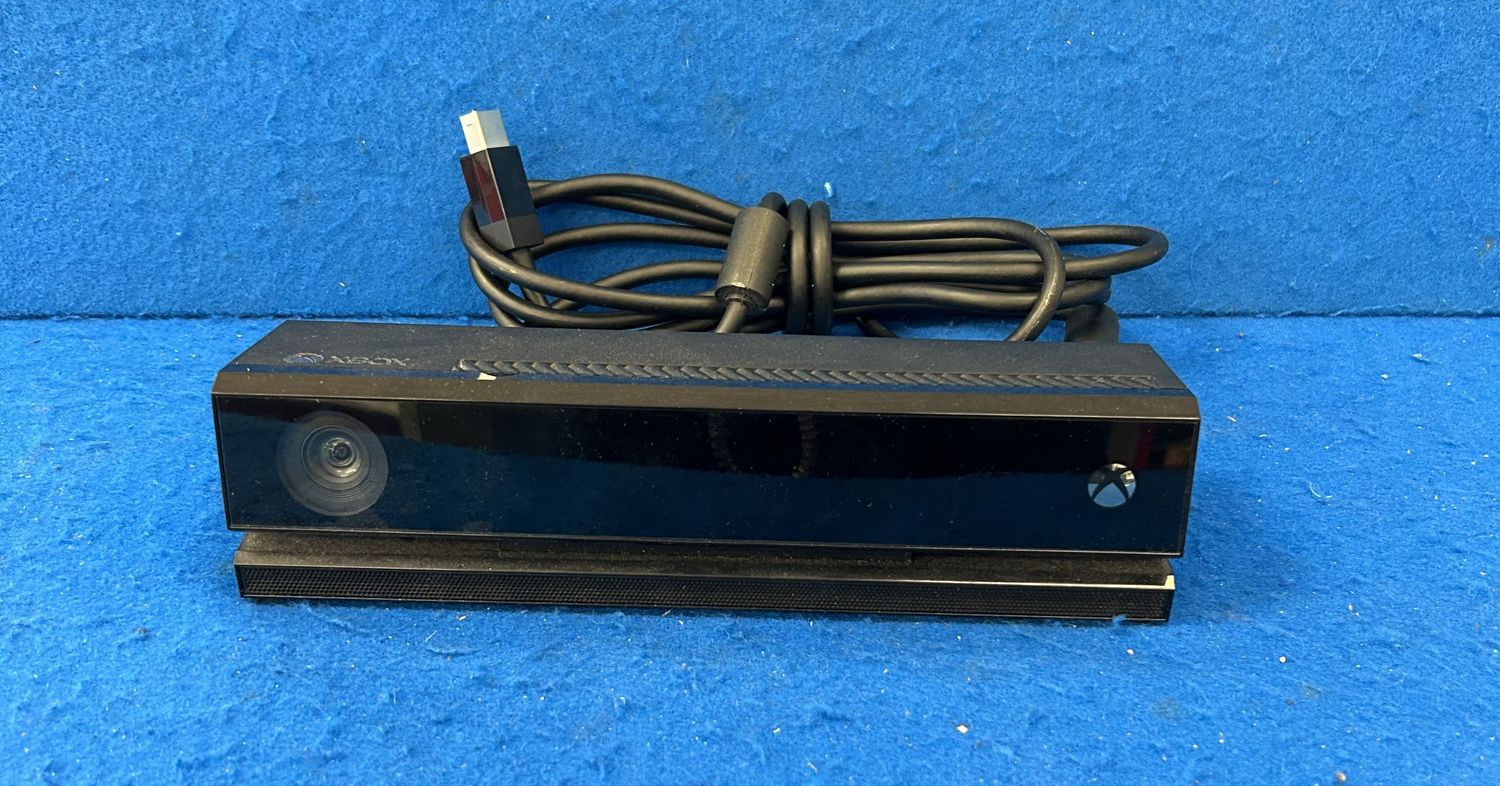 Microsoft Xbox One Accessories - Kinect Motion Sensor Microsoft Xbox One Accessories - Kinect Motion Sensor