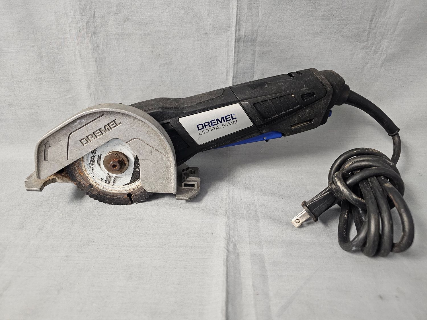 Dremel Ultrasaw corded Circular Saw Dremel Ultrasaw corded Circular Saw