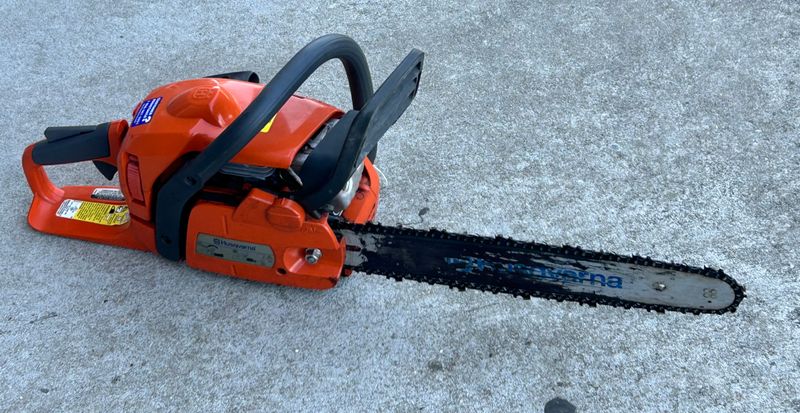 Husqvarna 435 X-Toro Chainsaw