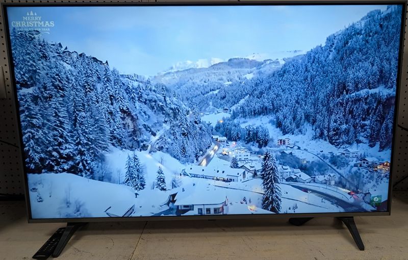 LG 50" Smart Flat Panel TV 50UQ7070ZUE