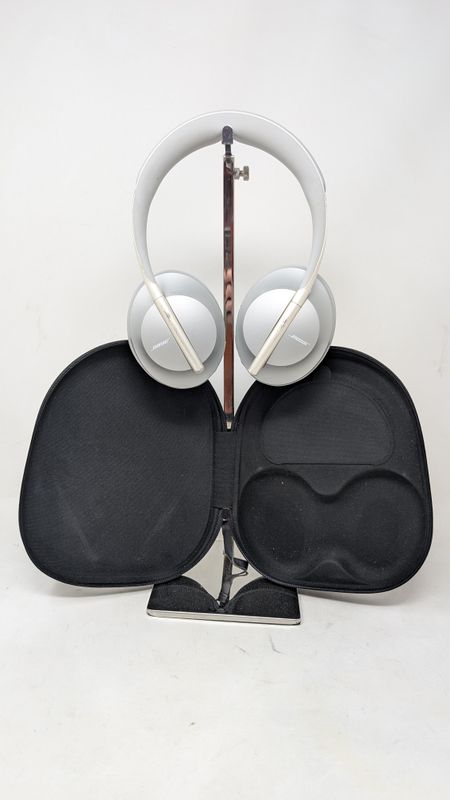 Bose Noise Cancelling Headphones 700