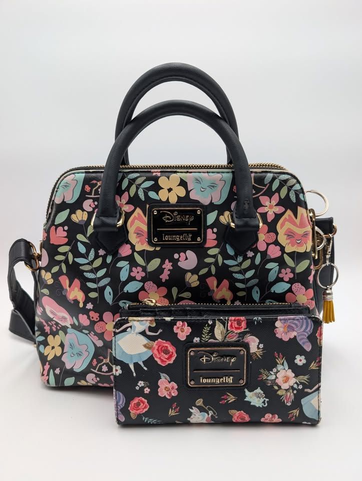 Loungefly Disney Alice in Wonderland Handbag & Wallet