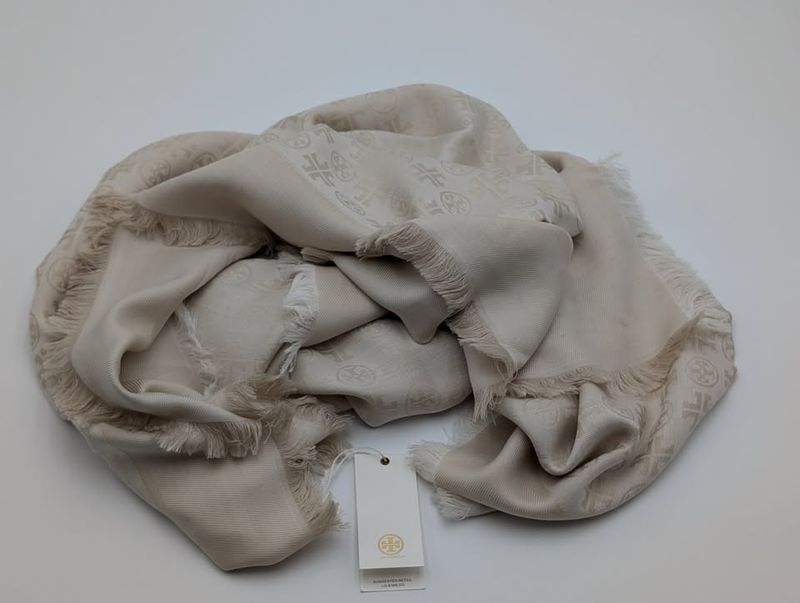 Tory Burch Jacquard Traveler Scarf