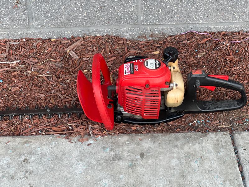 Shindaiwa 22DH Home Pro Hedge Trimmer