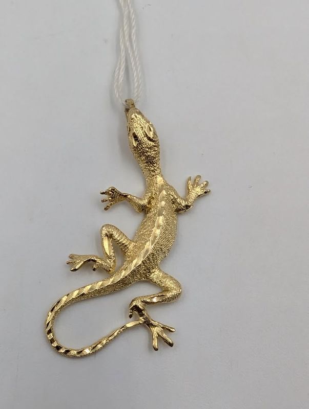 14kt Yellow Gold Gecko Lizard Pendant