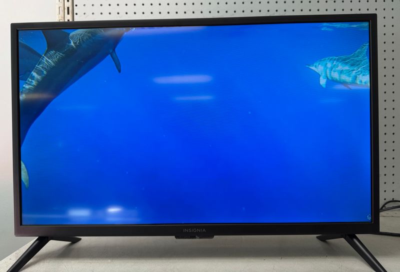 Insignia 32" Flat Panel TV NS-32DF310NA19
