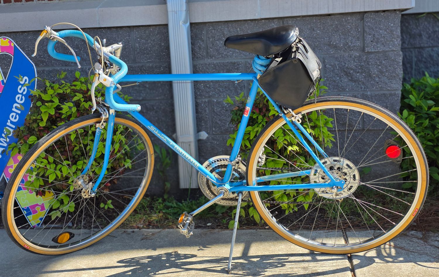 Schwinn Vintage Continental Sport Touring Bicycle Schwinn Vintage Continental Sport Touring Bicycle