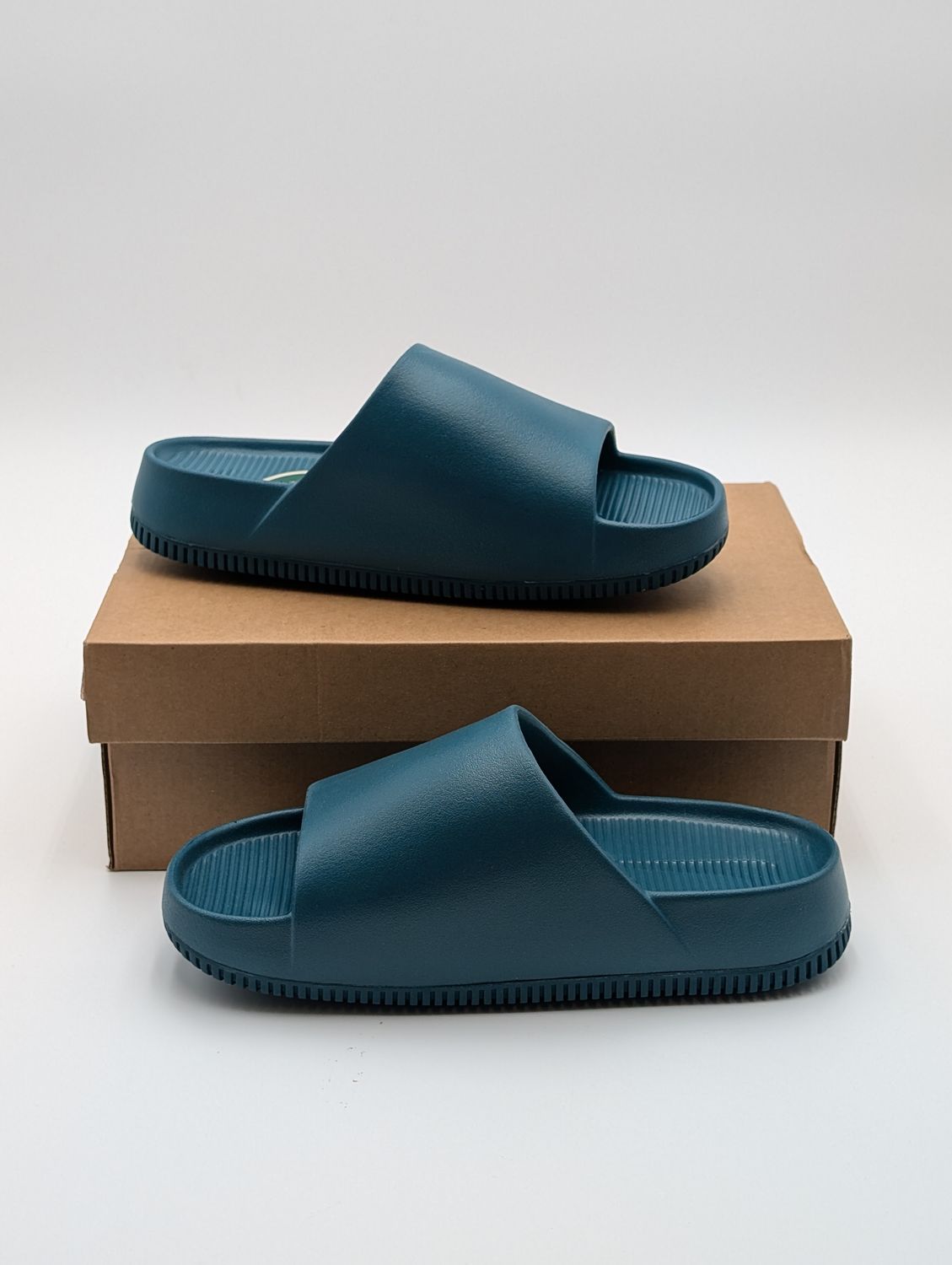 Nike Calm Slide Geode Teal Men's/Women's Size 6/7.5