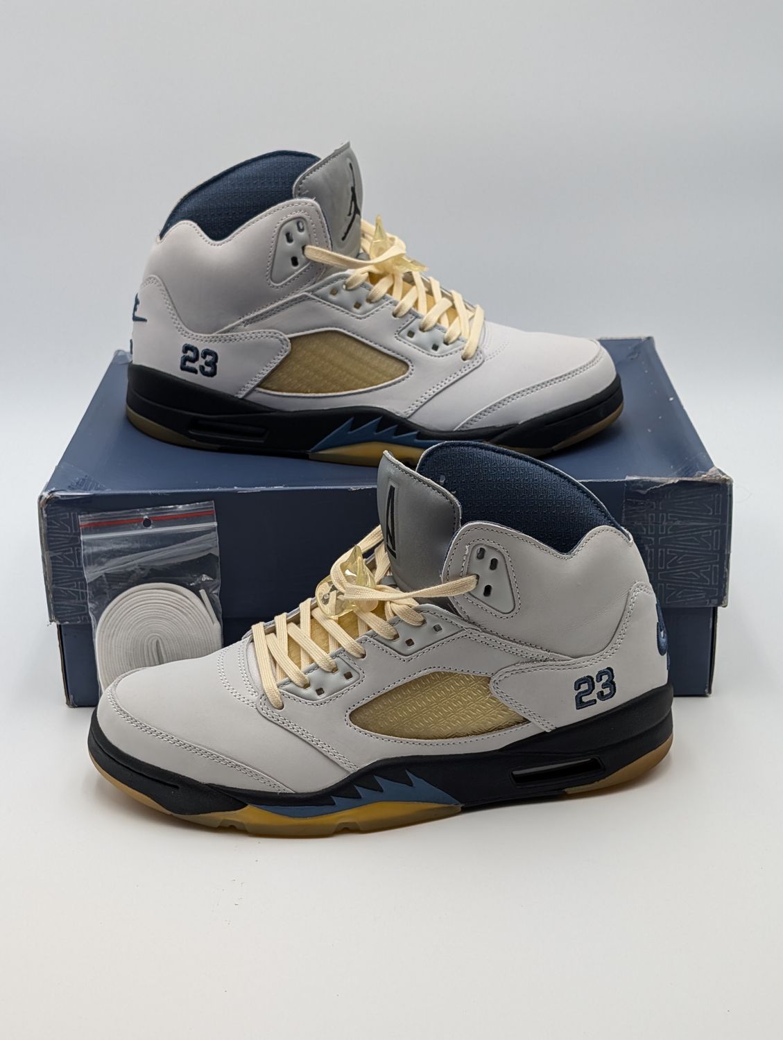 Jordan 5 Retro A Ma Maniére Dawn Women's Size 12.5 Sneakers
