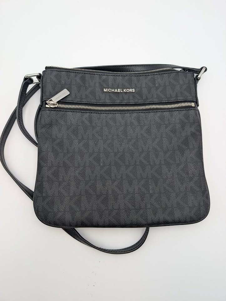 Michael Kors Black Bedford Crossbody