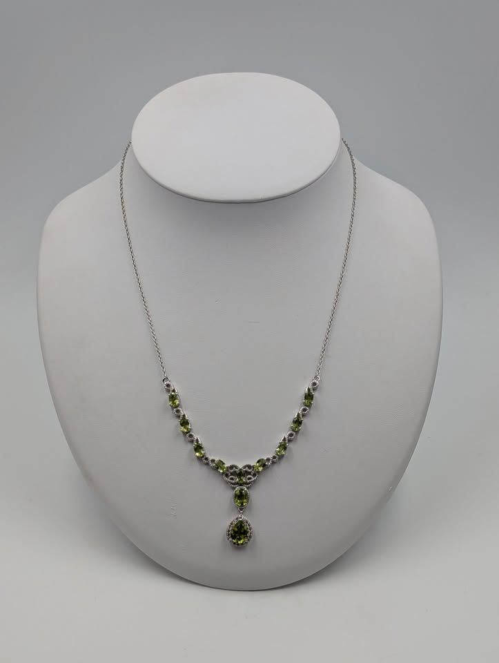 D'Joy Sterling Silver Peridot Colored Stone Fancy Necklace