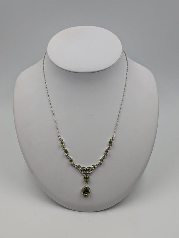 D'Joy Sterling Silver Peridot Colored Stone Fancy Necklace