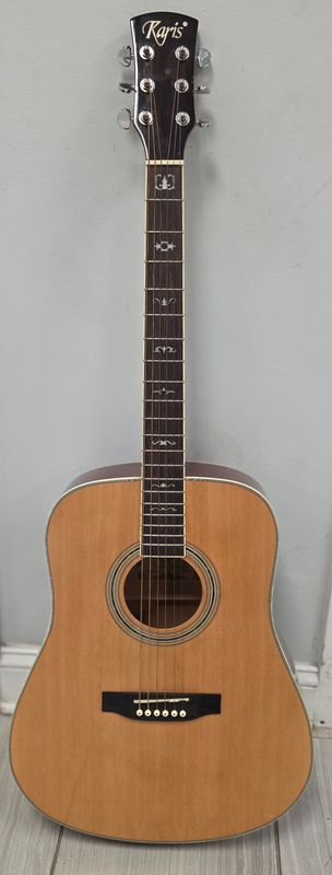 Karis Acoustic Guitar